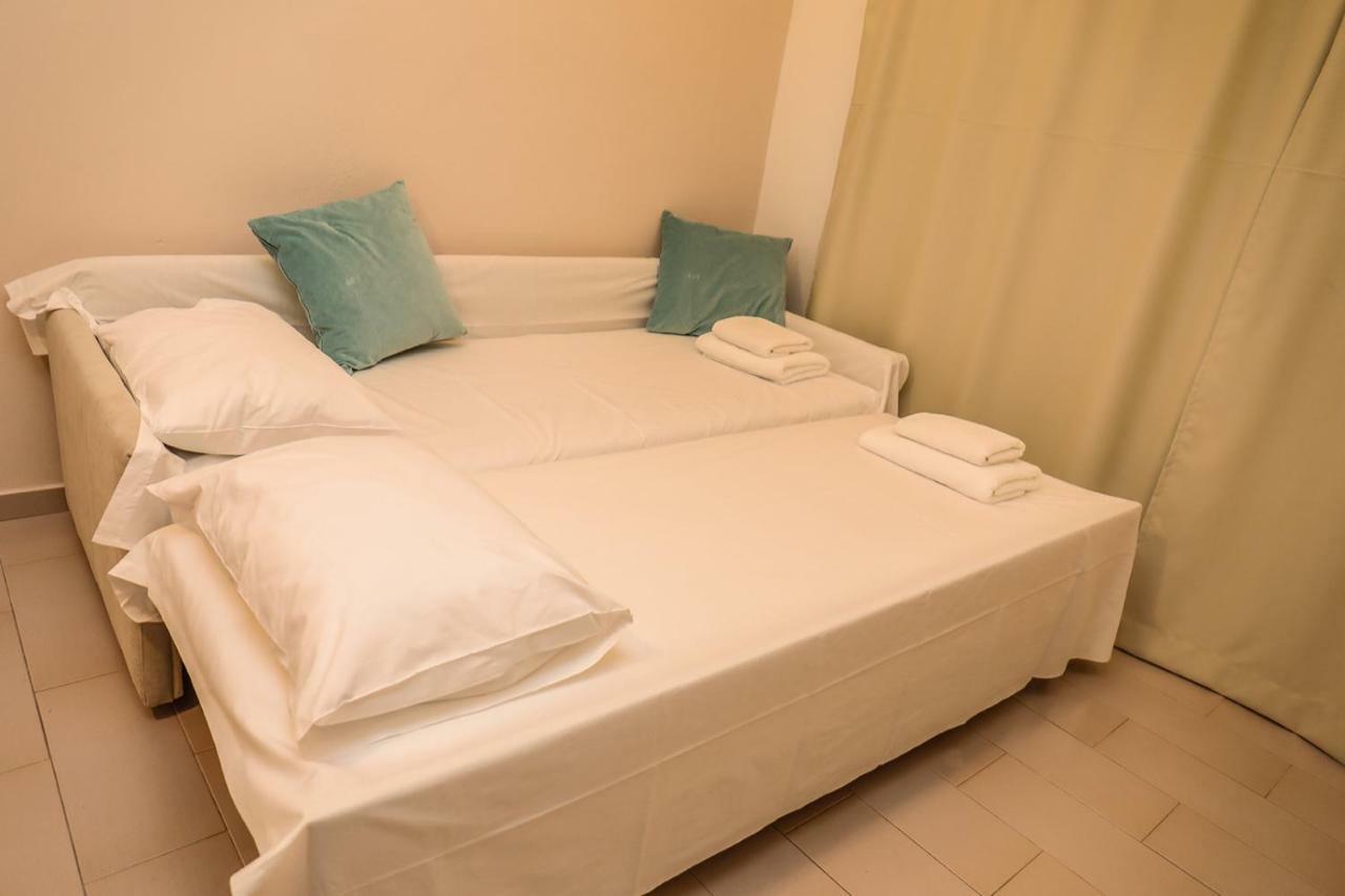 Golden Evelyn Aparthotel Αγία Παρασκευή Εξωτερικό φωτογραφία